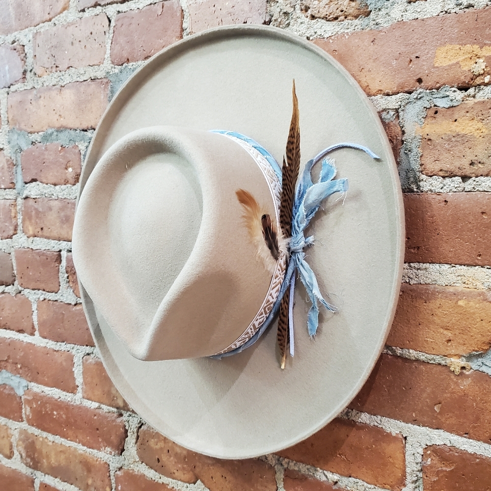 Fedora hat
